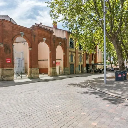 Calm And Bright Flat With Parking In Historic Heart - Welkeys Apartamento